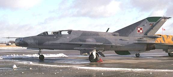 Mikoyan MiG-21 full