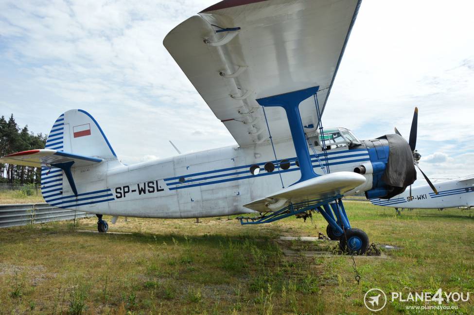 Antonov An-2 full