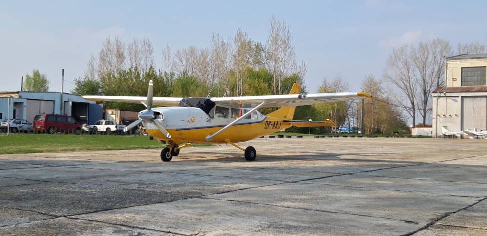 Cessna T-207 Turbo Stationair 7 full