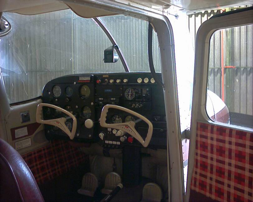 Cessna 175 A full