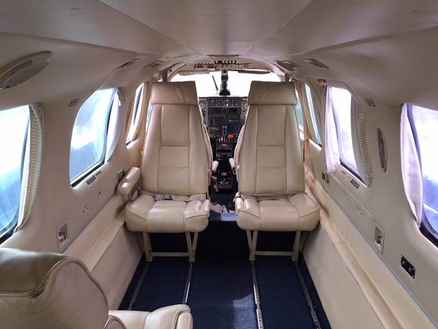Piper PA-31-350 Chieftain BLR full