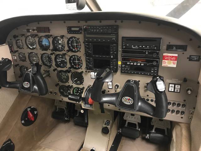 Piper PA-28-181 Archer III low time full
