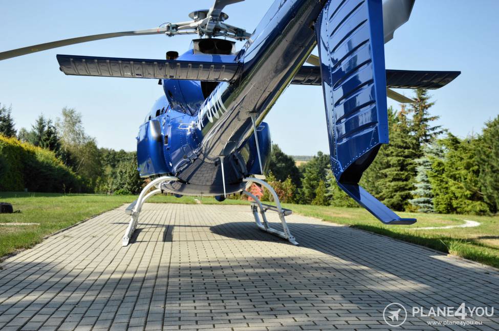 Eurocopter AS-355 Ecureuil 2 full