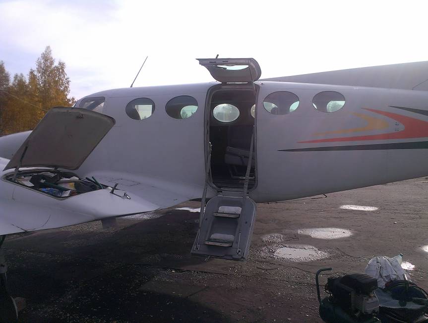 Cessna 421-C Golden Eagle project full