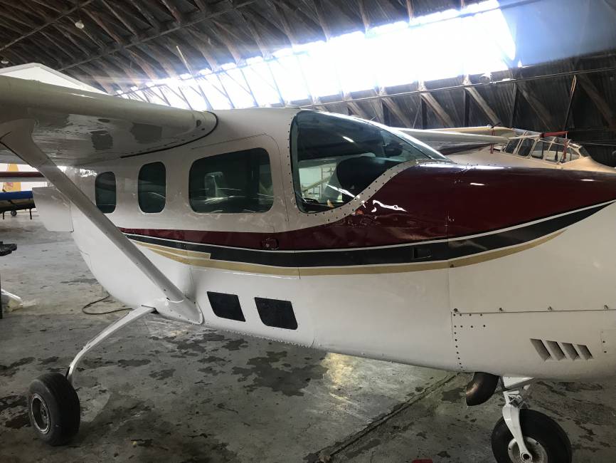 Cessna T-337 Turbo Skymaster G G5 full