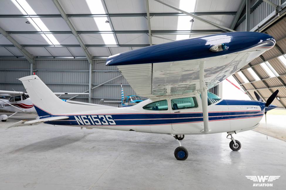 Cessna TR-182 Turbo Skylane RG full