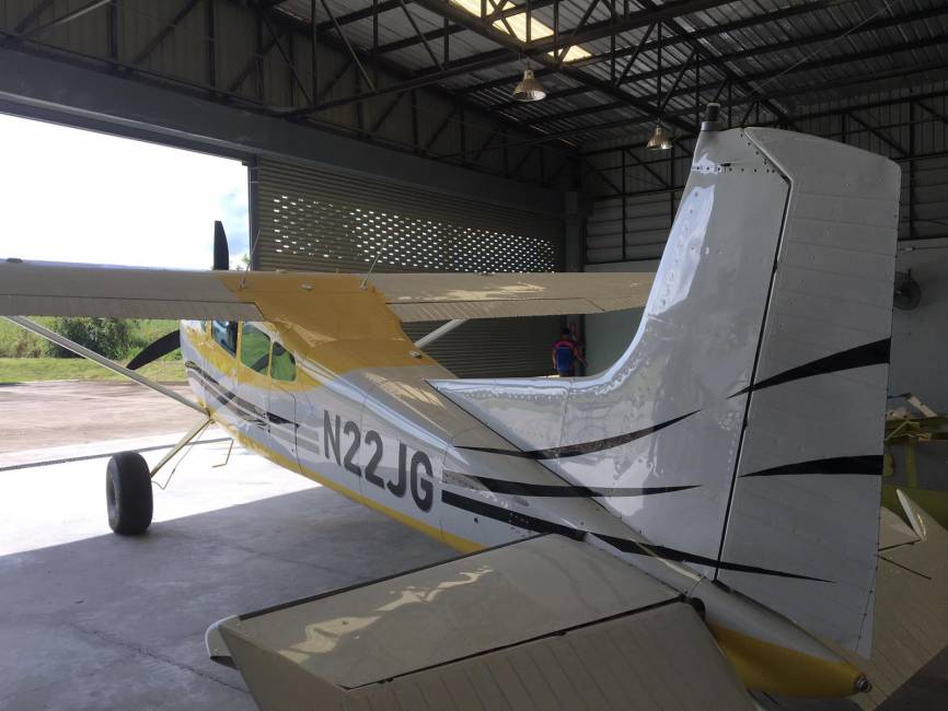 Cessna A-185 Skywagon E Aspen full