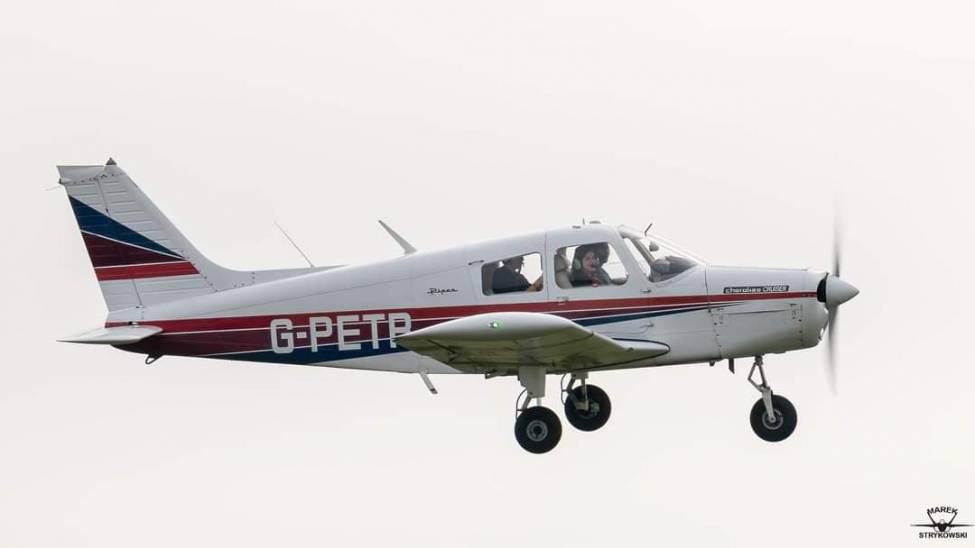 Piper PA-28-140 Cherokee full