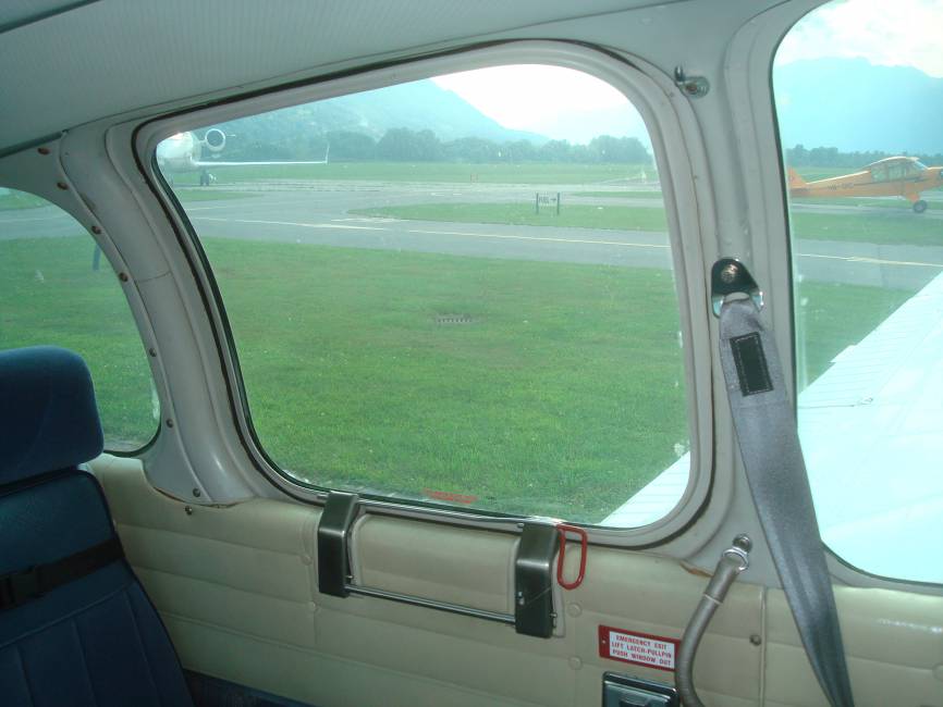 Beech 95 Travel Air D95A full