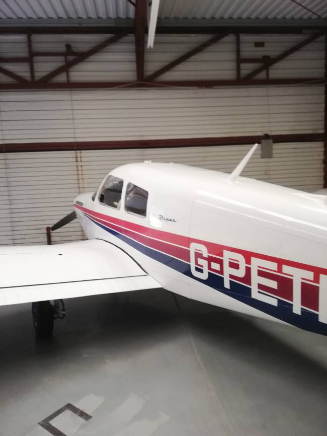 Piper PA-28-140 Cherokee full